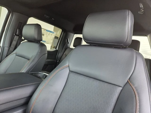 New 2026 Oxford White Ford Lariat® image 25