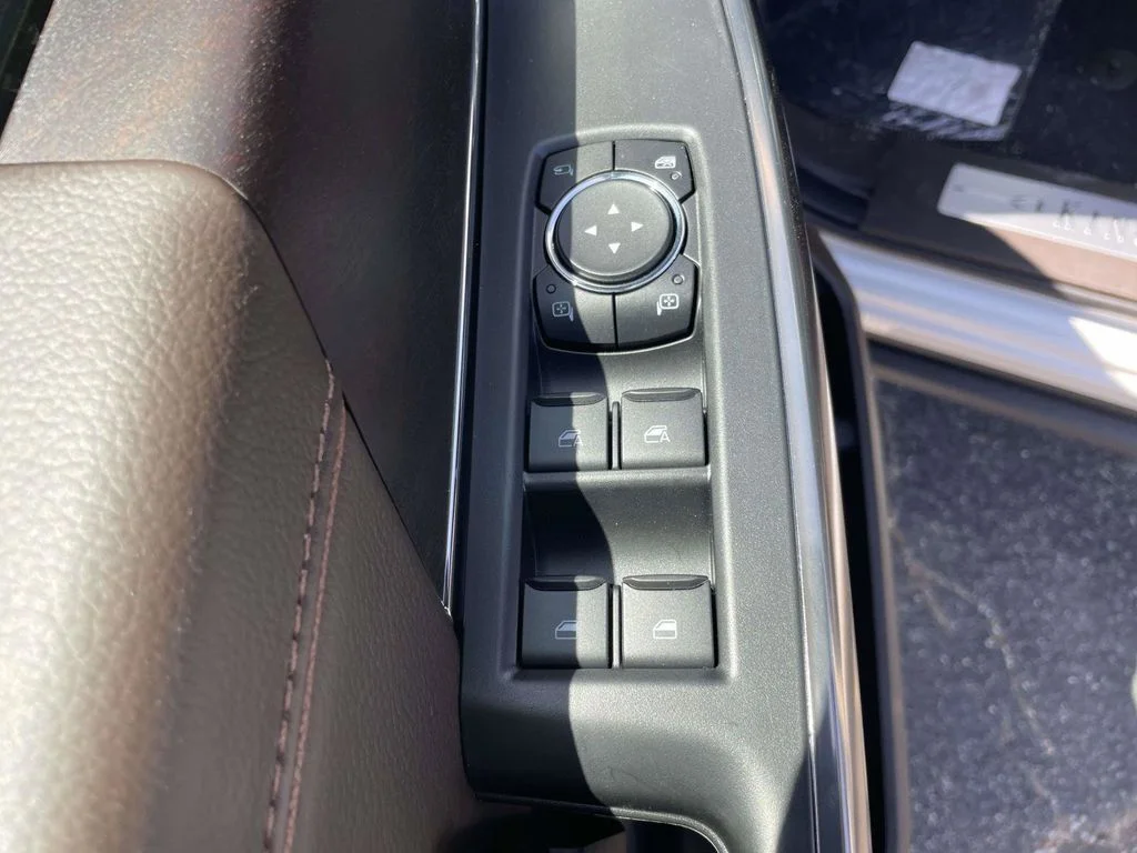 New 2026 Star White Metallic Tri-Coat Ford King Ranch image 16