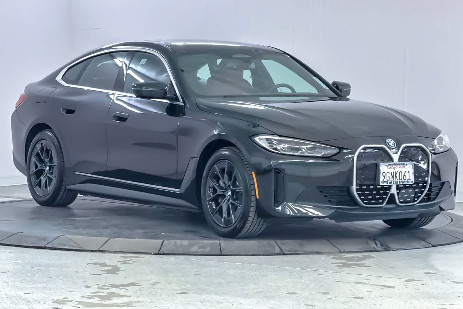 Used 2023 Black Sapphire Metallic BMW eDrive35 image 9
