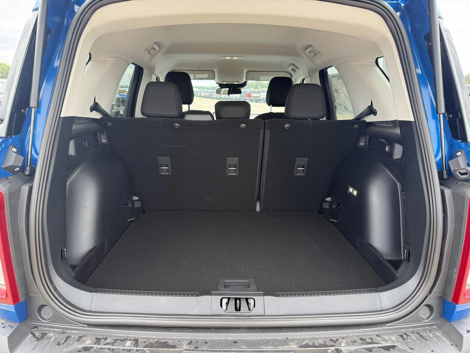 New 2026 Velocity Blue Metallic Ford Big Bend® image 9