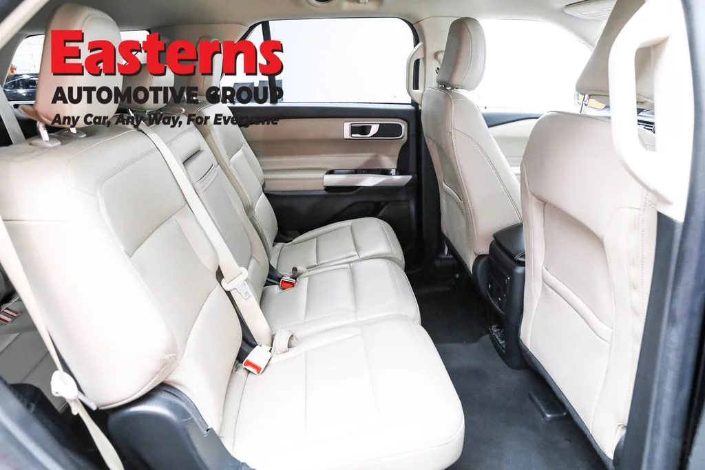 Used 2023 Black Ford XLT image 23