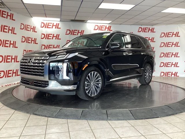 Used 2024 Black Hyundai Calligraphy image 3