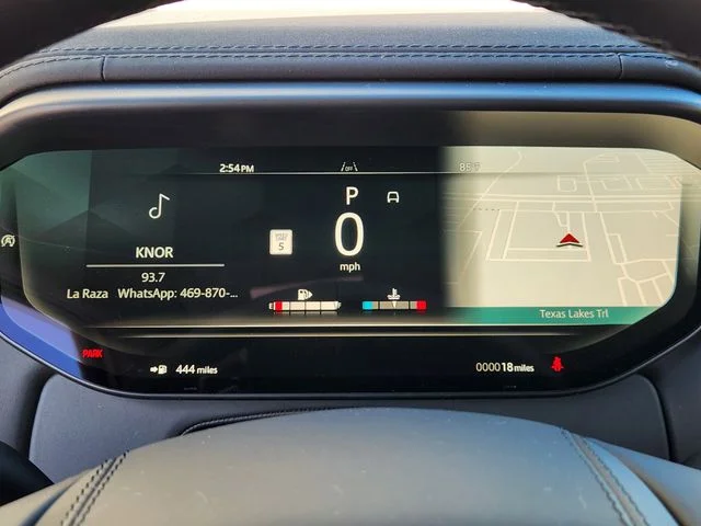 New 2026 Fuji White Land Rover SE image 10