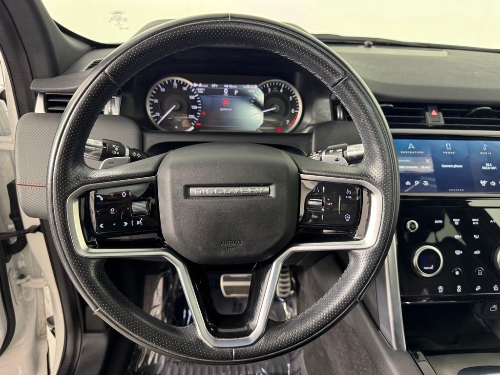 Used 2022 Fuji White Land Rover S R-Dynamic image 15