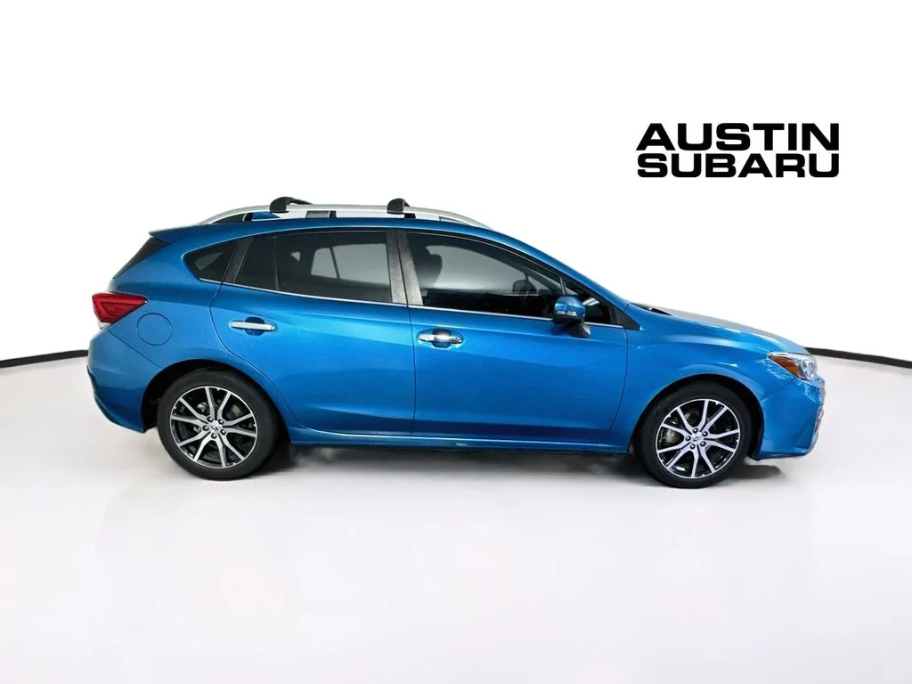 Used 2019 Blue Subaru 2.0i Limited image 8