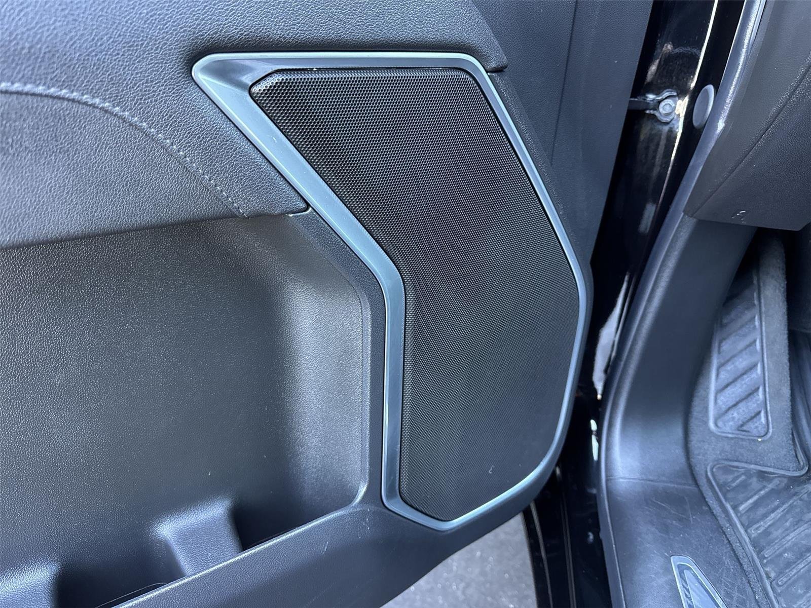 2025 Chevrolet Silverado 1500 LT - Photo 29