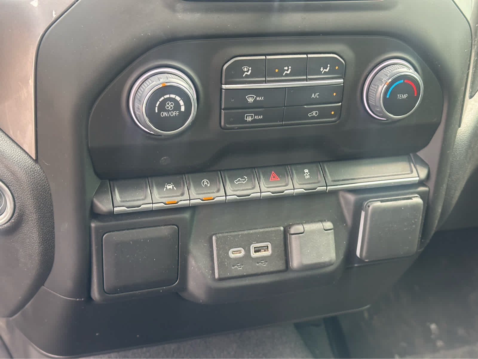 Used 2022 Glacier Blue Metallic Chevrolet Custom image 16
