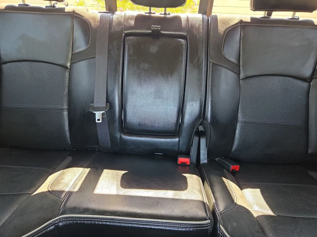 Used 2024 Silver Ram Laramie image 24