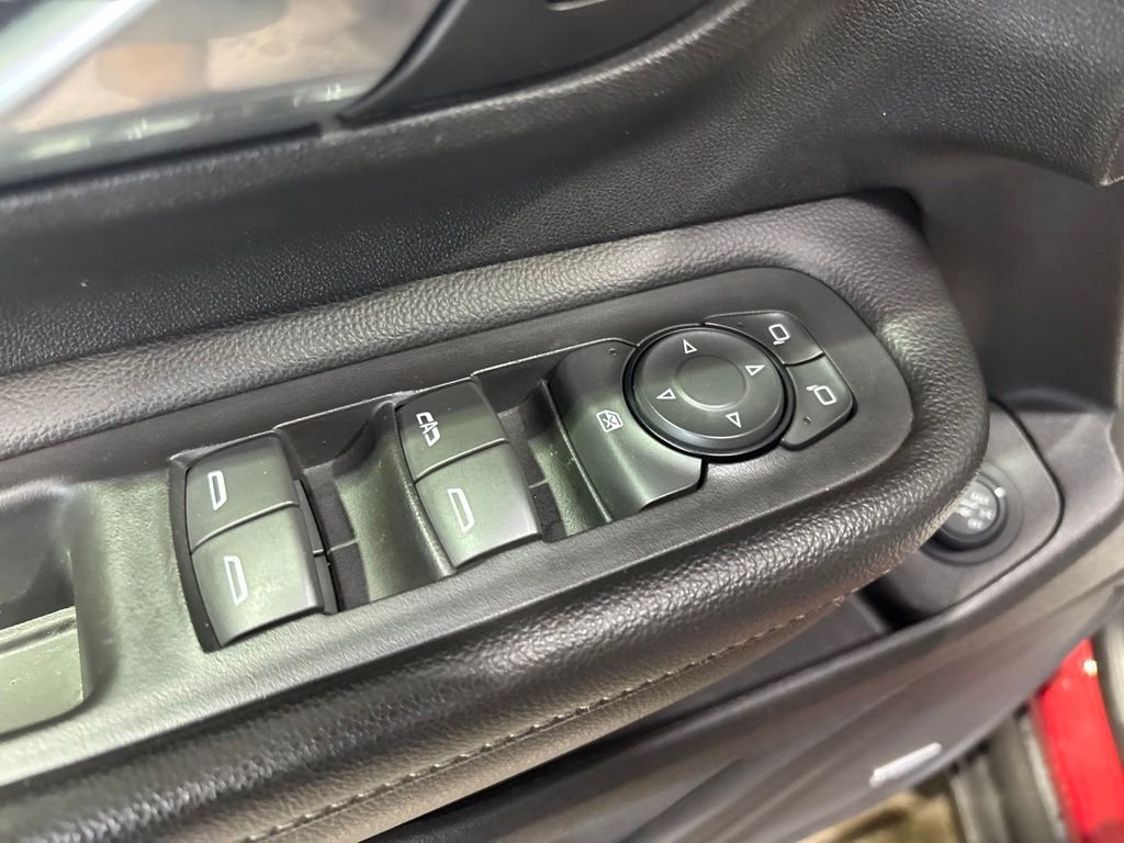 Used 2018 Red GMC Denali image 15