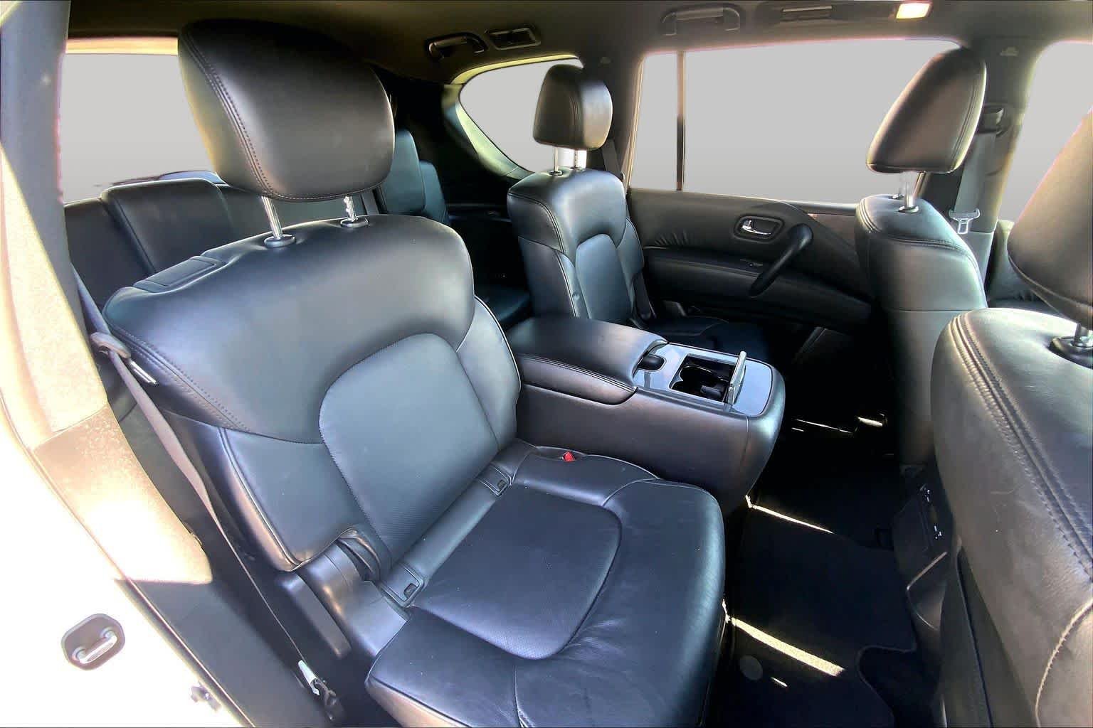 Used 2023 Aspen White Tricoat Nissan SL image 20