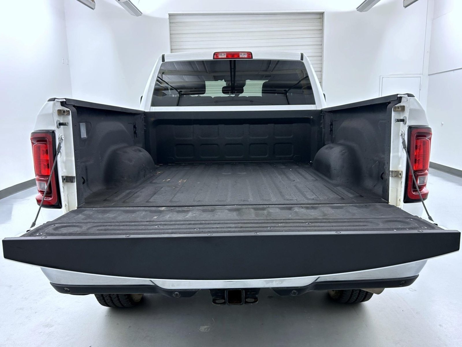 Used 2025 White Ram Big Horn image 22