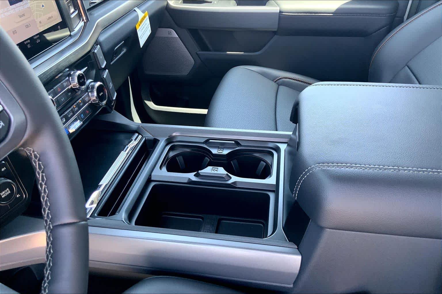 New 2026 Avalanche Ford F-250® Lariat® image 7