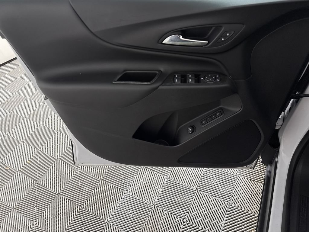 2021 Chevrolet Equinox LT - Photo 10