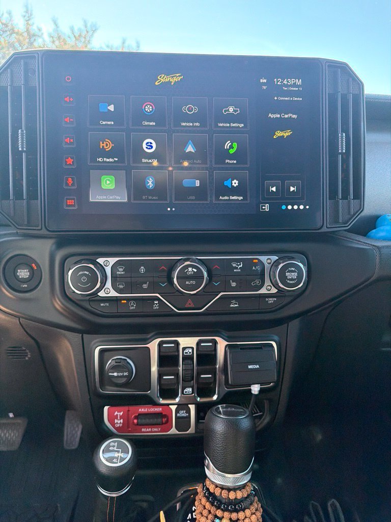 Used 2023 White Jeep Mojave image 28