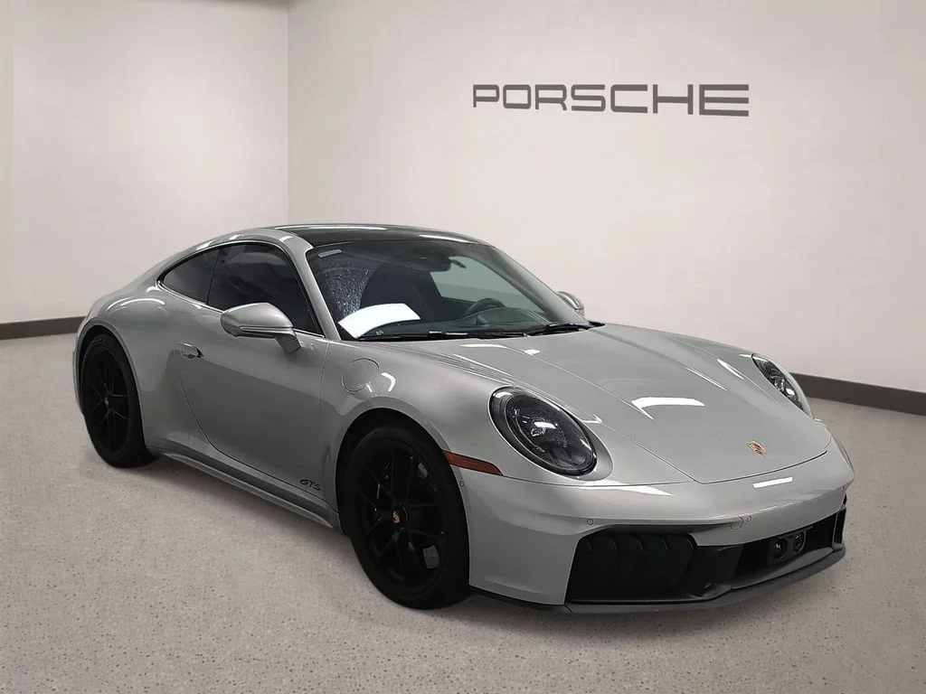 Certified Used 2025  Porsche Carrera 4 GTS image 8