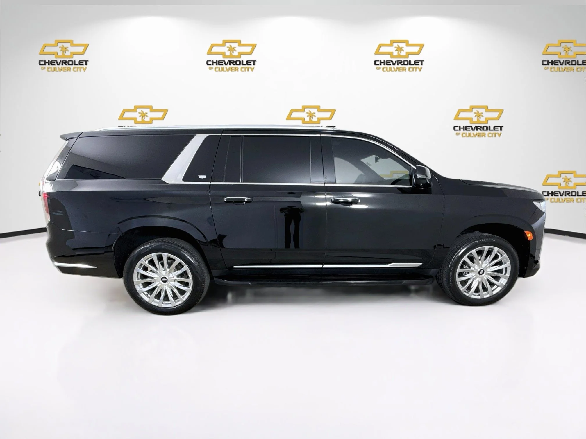 Used 2023 BLACK RAVEN Cadillac RWD Premium Luxury image 9