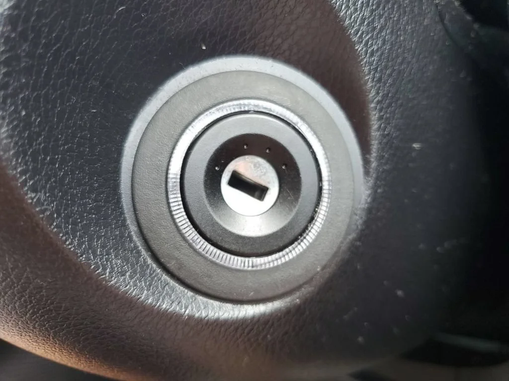 Used 2019 Black Kia LXS image 22