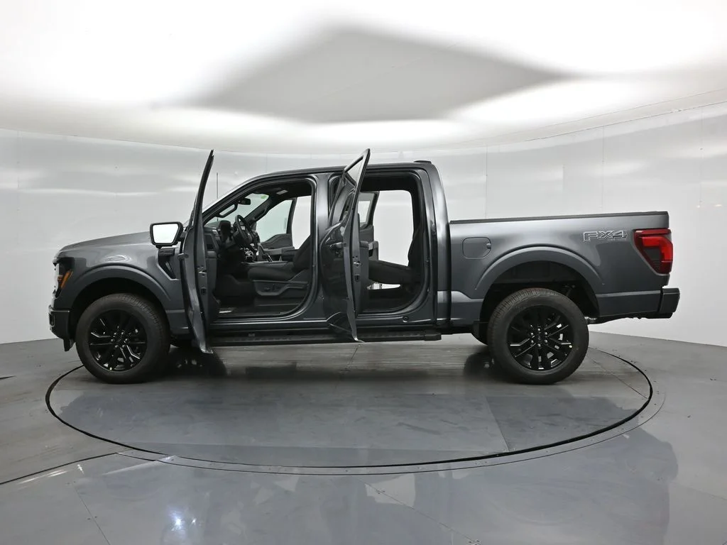 New 2026 Carbonized Gray Metallic Ford XLT image 33
