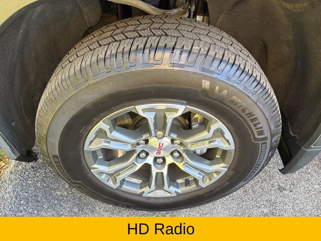 Used 2021 Onyx Black GMC SLE image 13