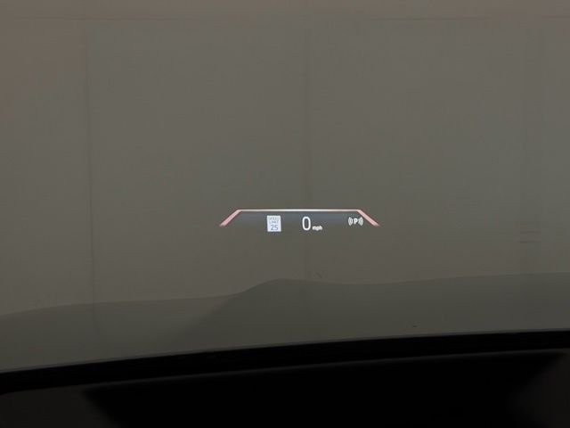 Used 2026 Skyscraper Grey Metallic BMW sDrive40i image 41