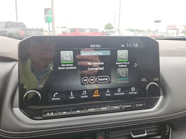 Used 2023 Black Nissan Platinum image 28