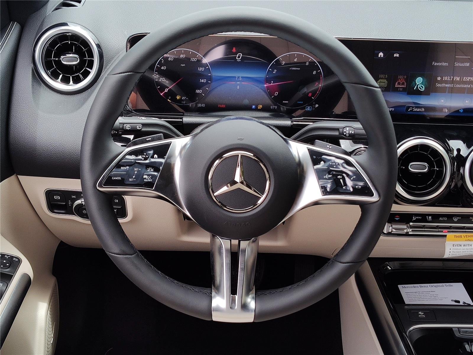 New 2026 Polar White Mercedes-Benz GLA 250 image 7