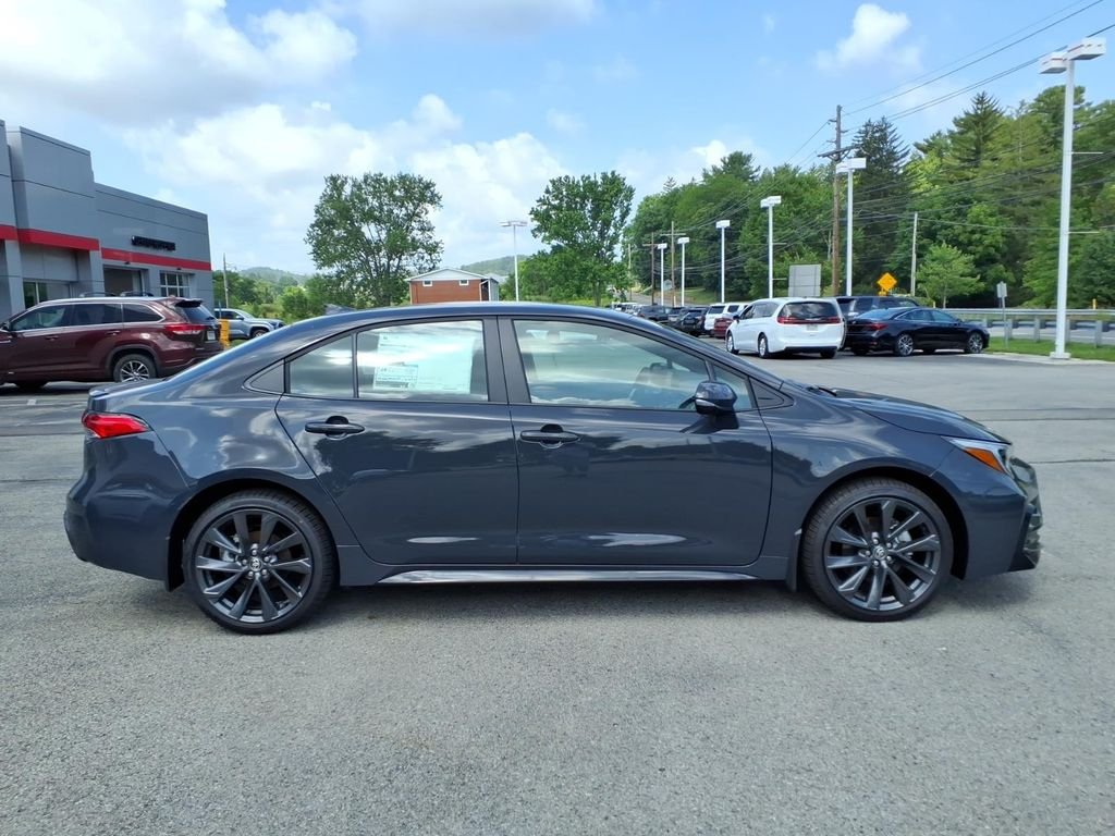 Used 2026 Underground Toyota SE image 3