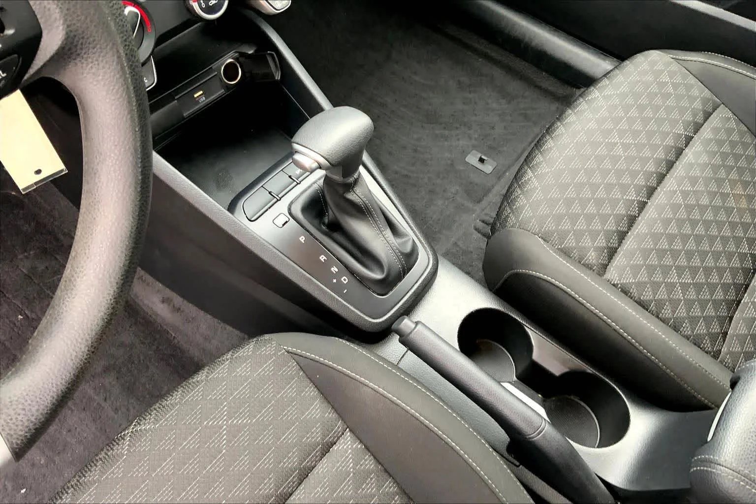 2023 Kia Rio S - Photo 17