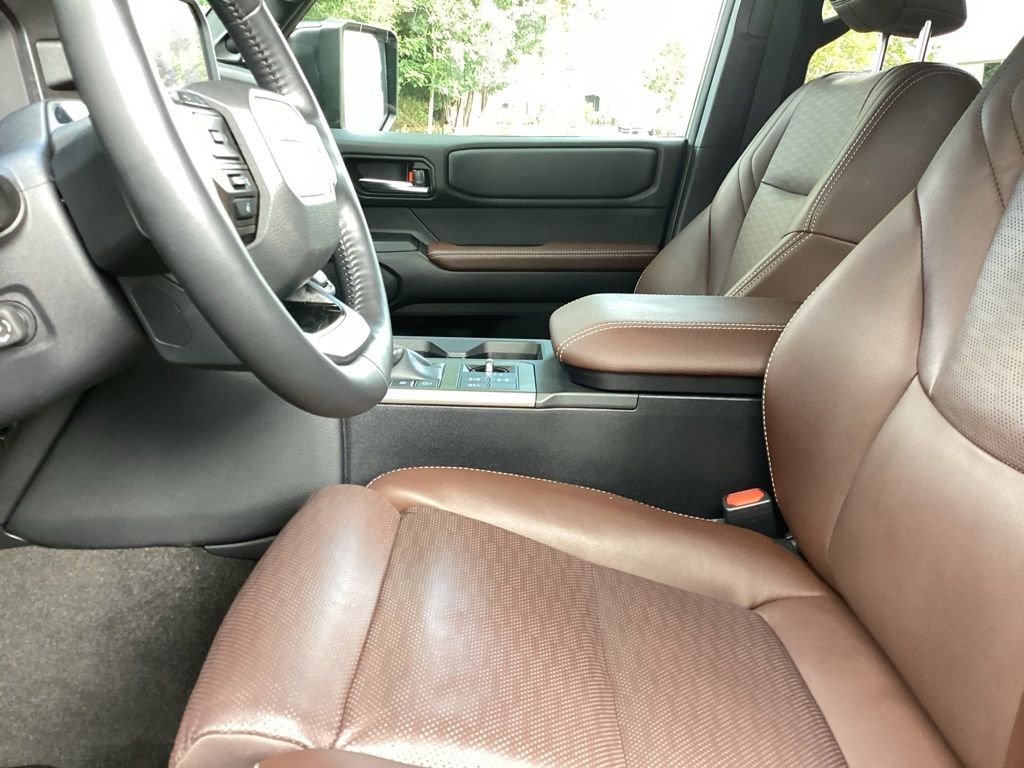 Used 2025 Brown Toyota Base image 4