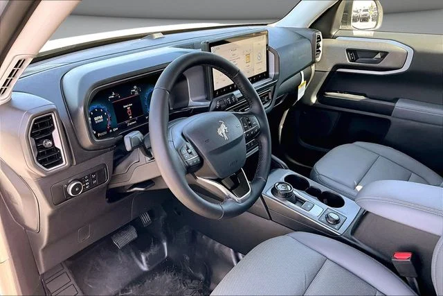 New 2026 White Ford Badlands image 7