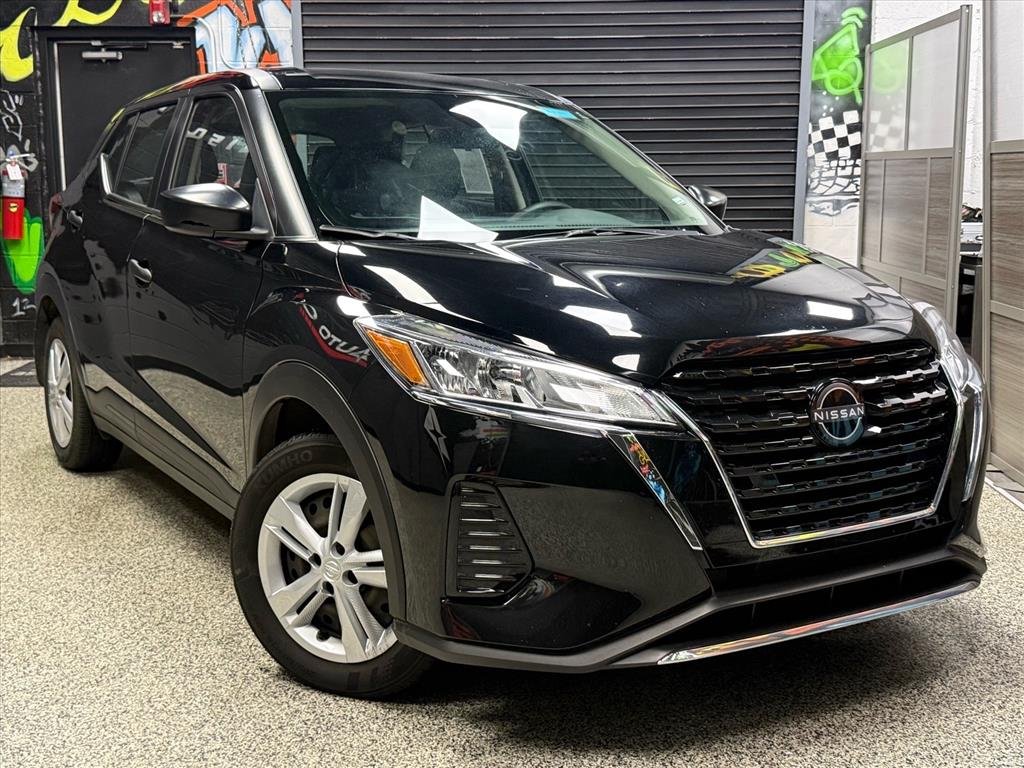 2023 Nissan Kicks S