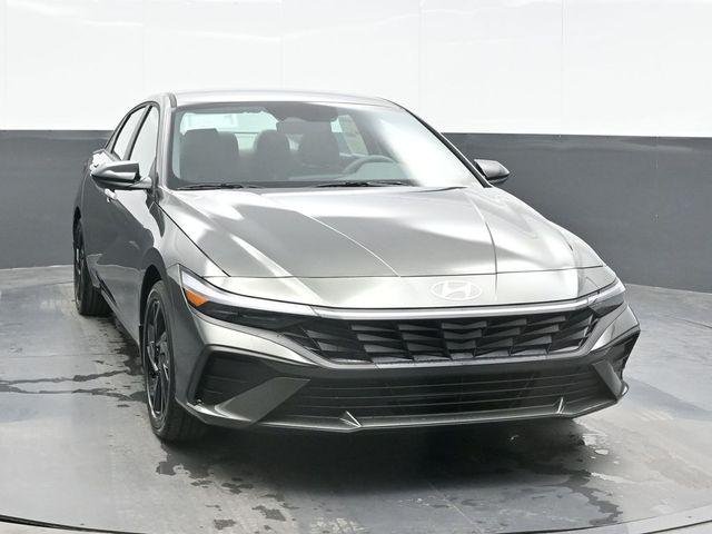 New 2026 Gray Hyundai SEL Sport image 6