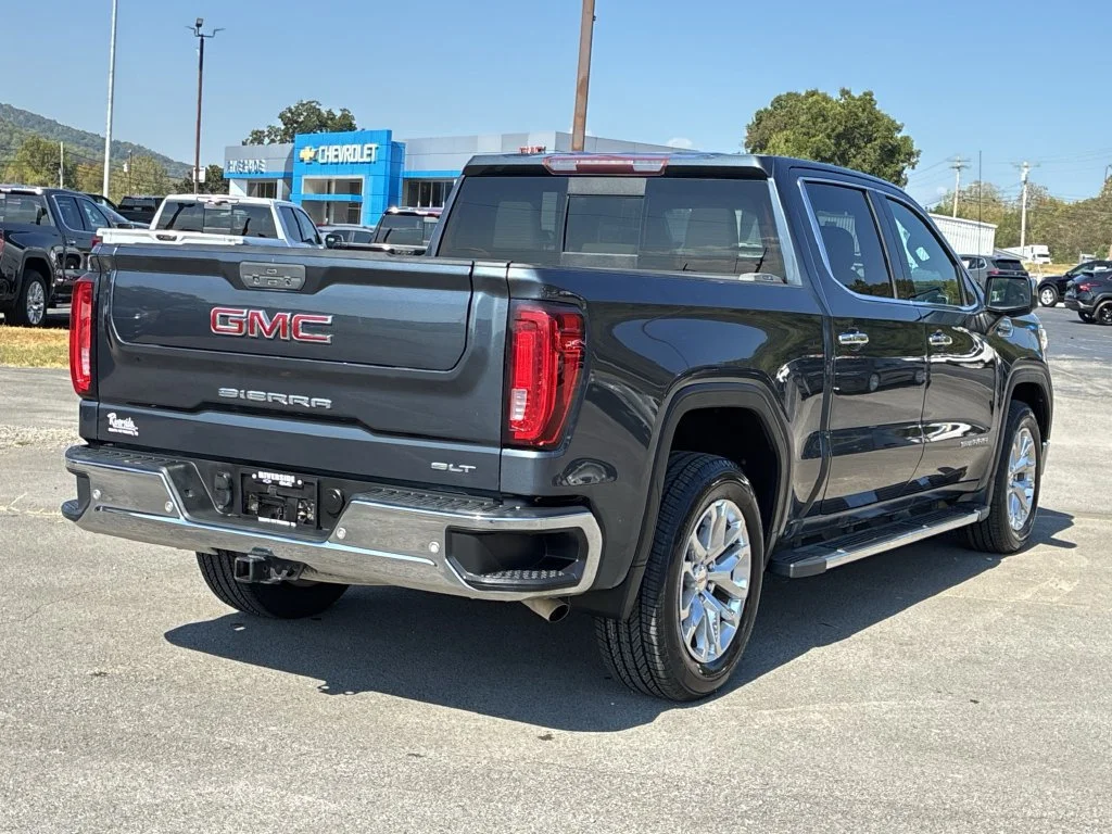 Used 2019 DARK SKY METALLIC GMC SLT image 7