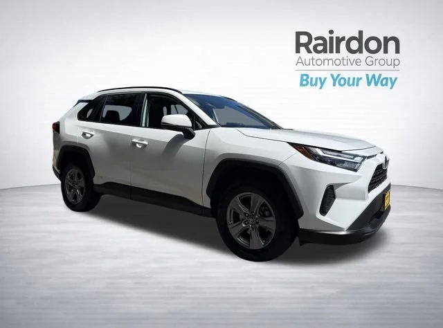 2022 Toyota RAV4 Hybrid XLE