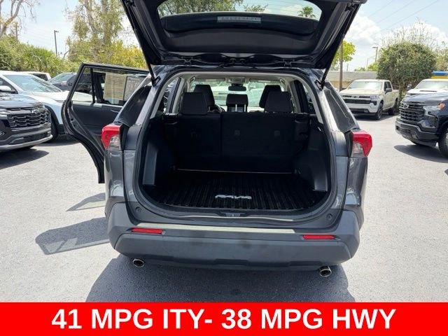 Used 2022 Gray Toyota LE image 16