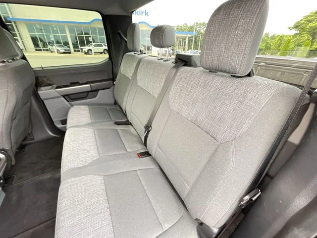 Used 2023 Blue Ford XLT image 18