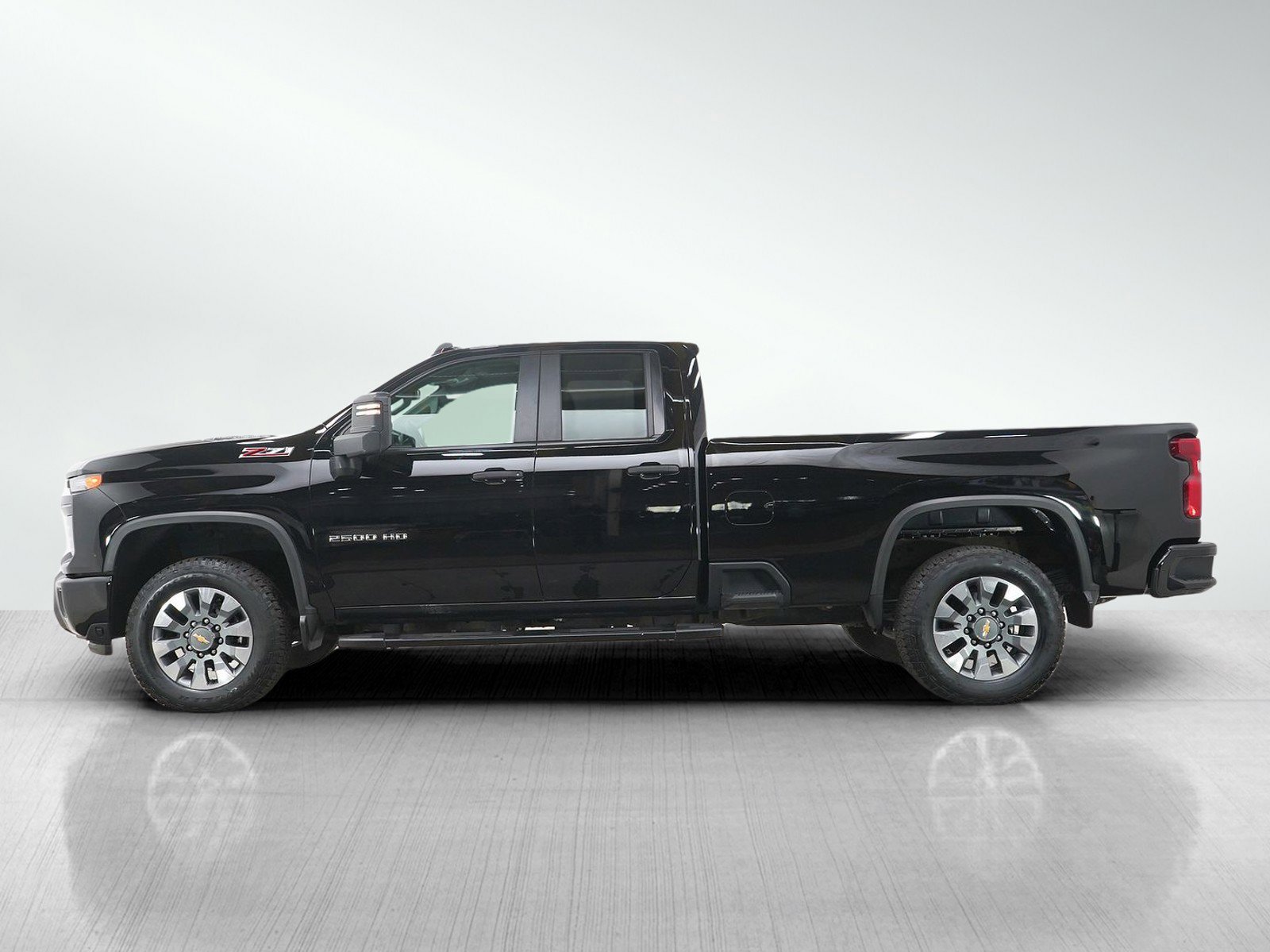 Used 2024 Chevrolet Silverado 2500HD Custom with VIN 1GC2YMEY6RF440466 for sale in White Bear Lake, Minnesota