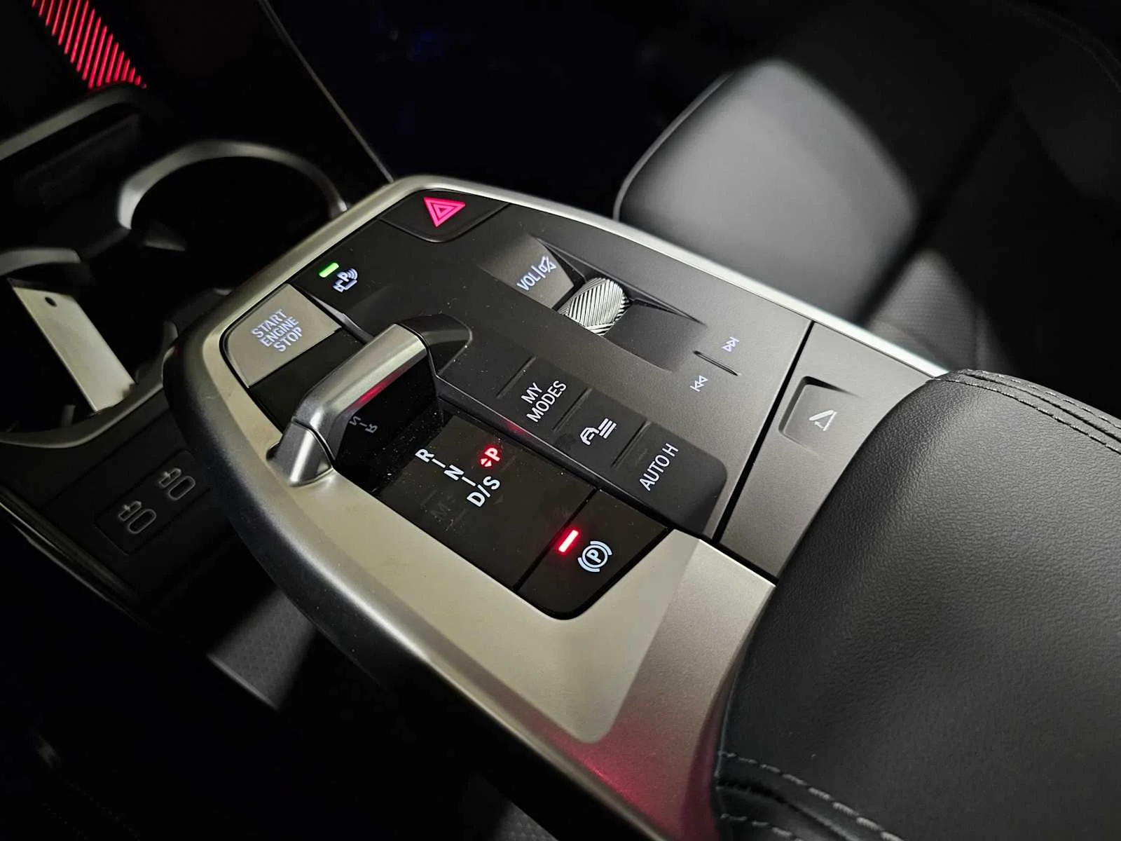 New 2026 Black Sapphire Metallic BMW xDrive28i image 20
