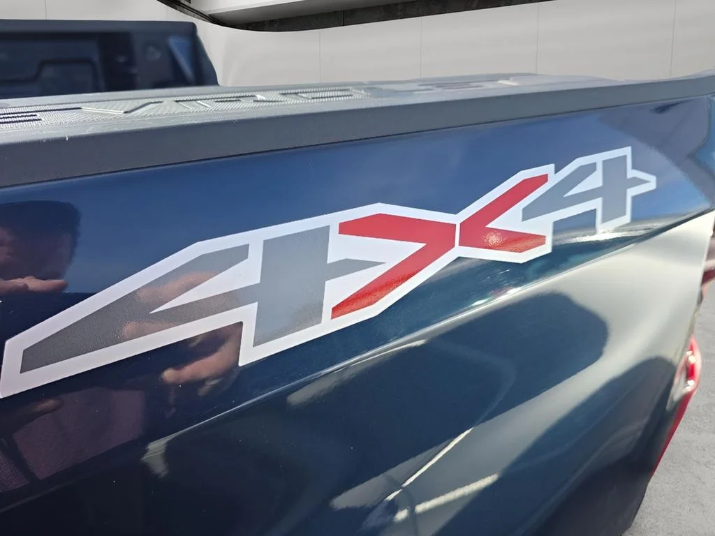 Used 2022 Northsky Blue Metallic Chevrolet LT image 37