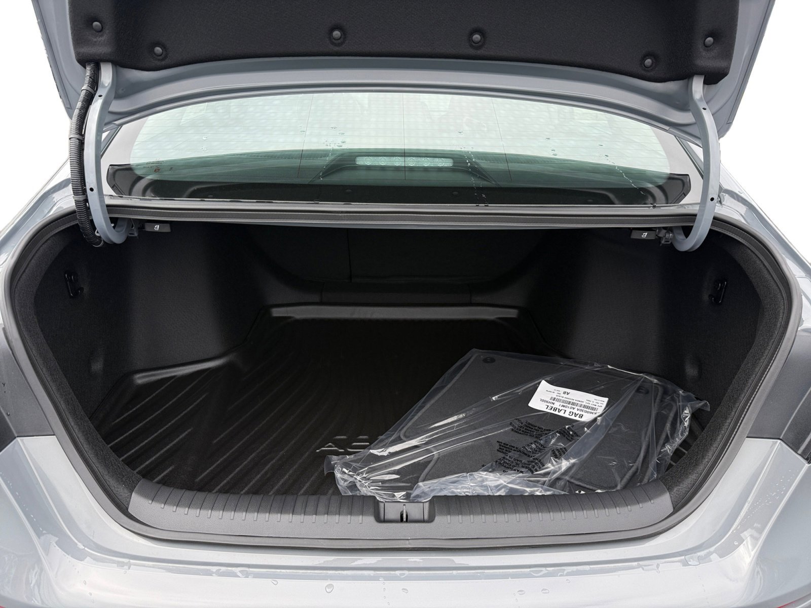New 2026 Urban Gray Pearl Honda Touring image 17
