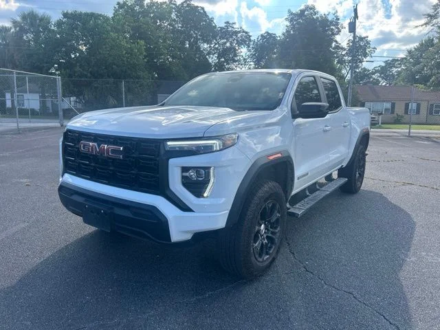 Used 2024 White GMC Elevation image 1