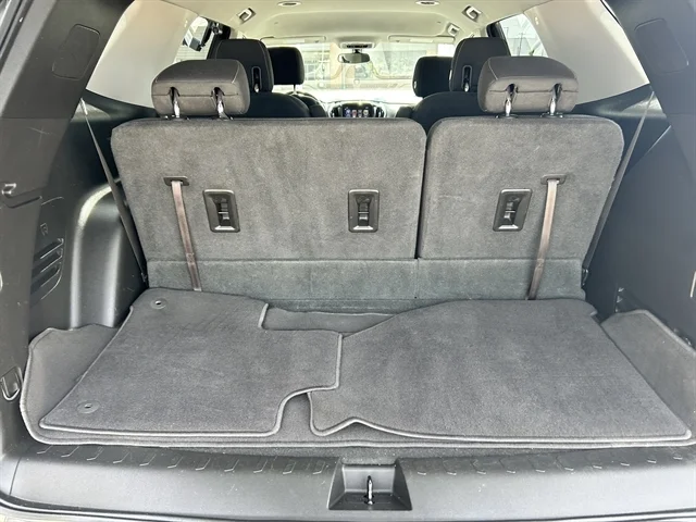 Used 2018 Brown CHEVROLET LT Cloth image 6