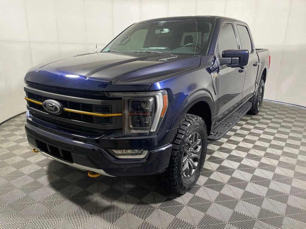 Used 2022 Blue Metallic Ford Tremor image 4