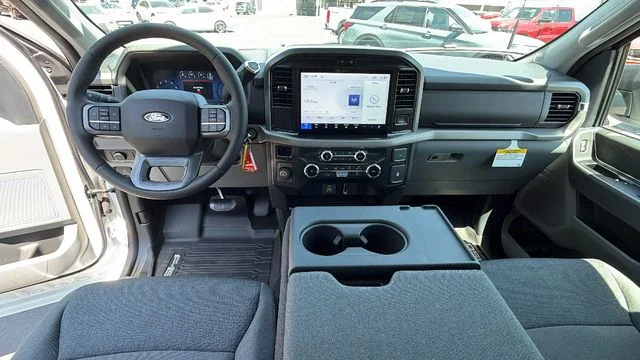 New 2026 Oxford White Ford XLT image 19