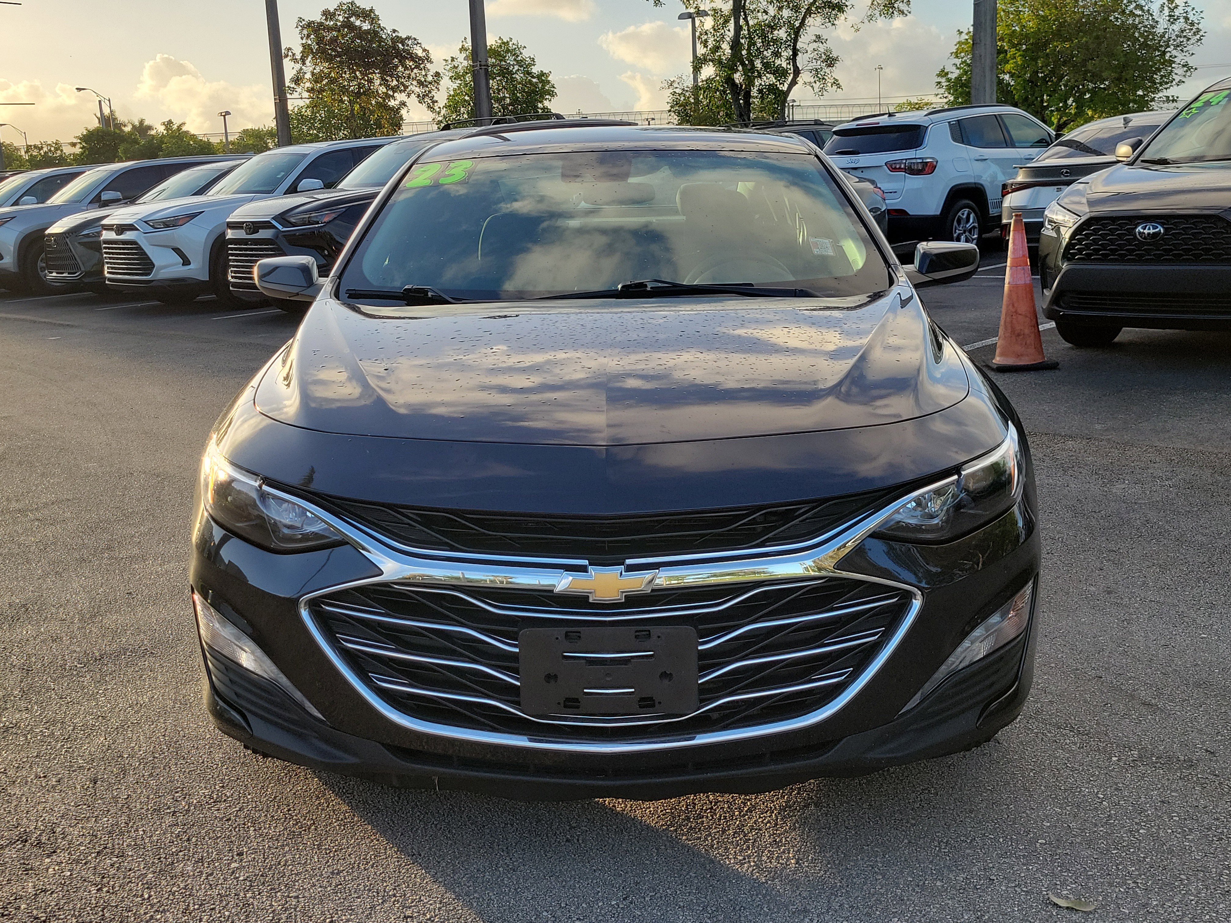 Used 2023 Chevrolet Malibu 1LT with VIN 1G1ZD5ST3PF244581 for sale in Doral, FL
