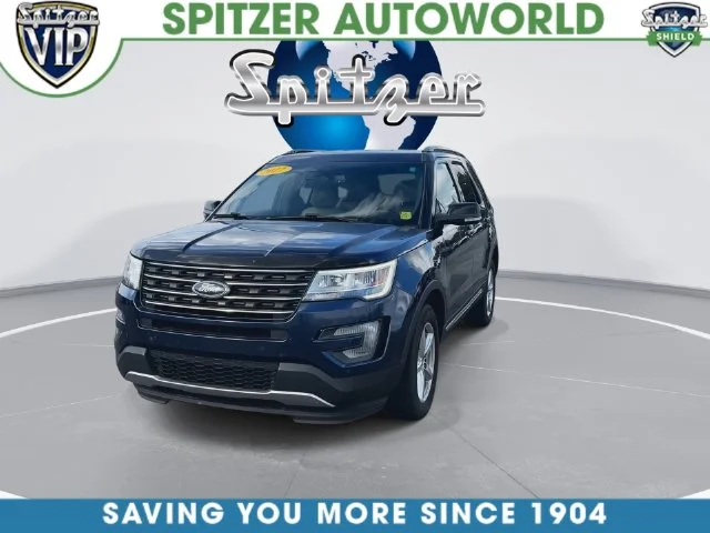 Used 2017 Blue Ford XLT image 7
