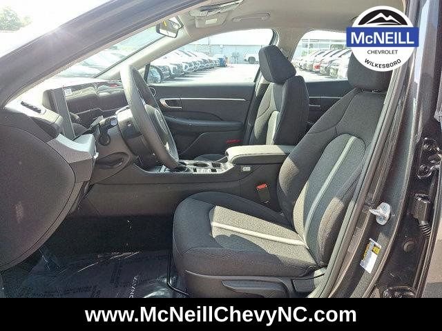 2025 Hyundai Sonata SE - Photo 7