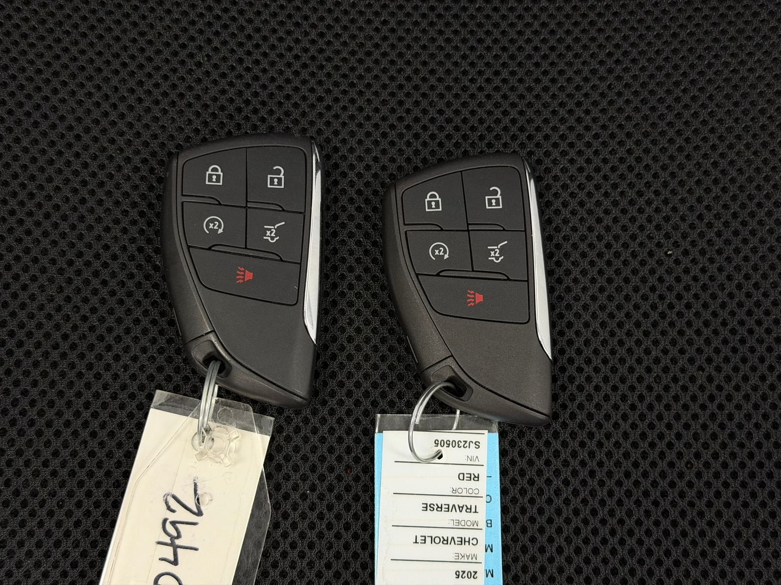 Used 2025 Radiant Red Tintcoat Chevrolet LT image 9