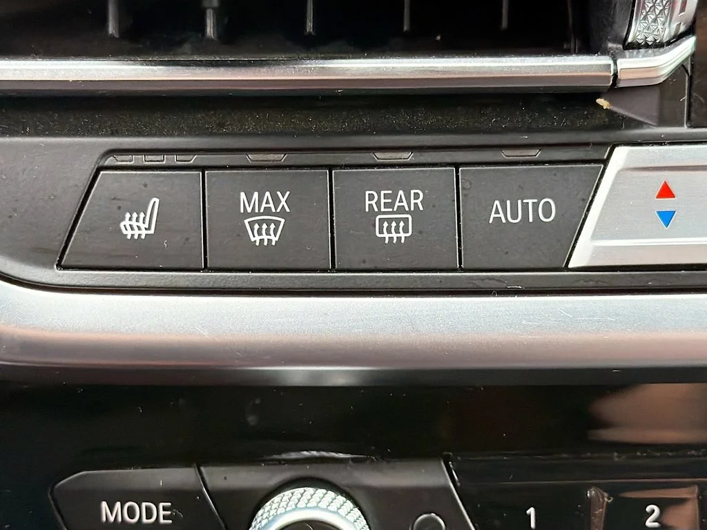 Used 2023  BMW xDrive30i image 22
