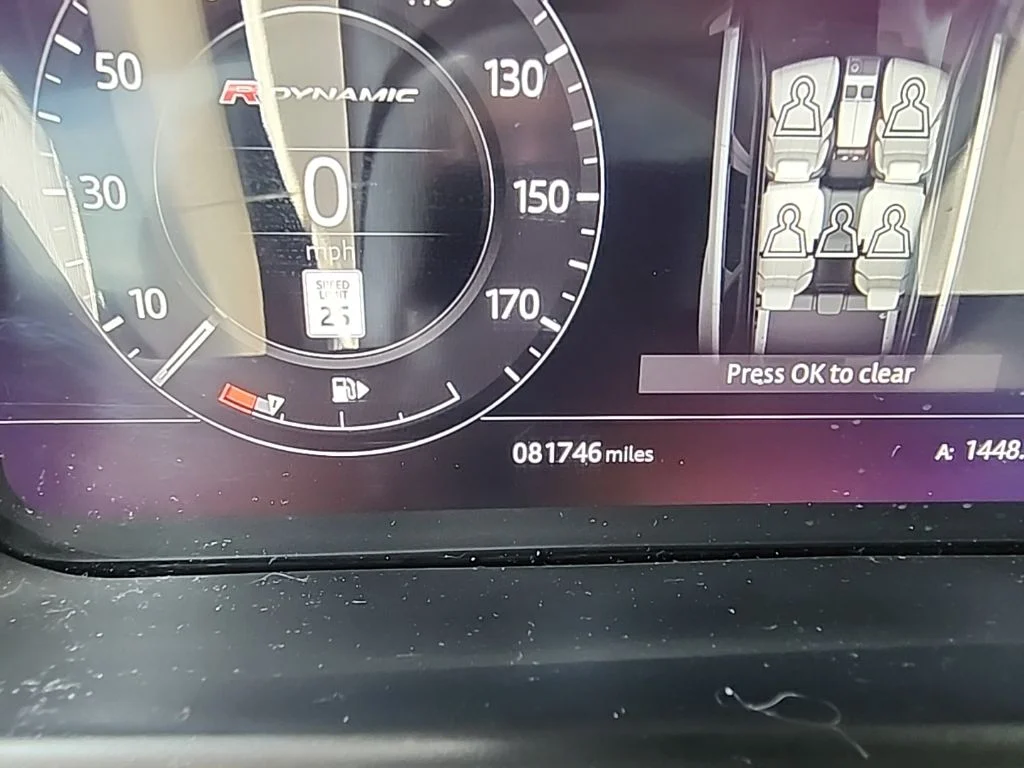 Used 2018 Gray Land Rover First Edition image 8